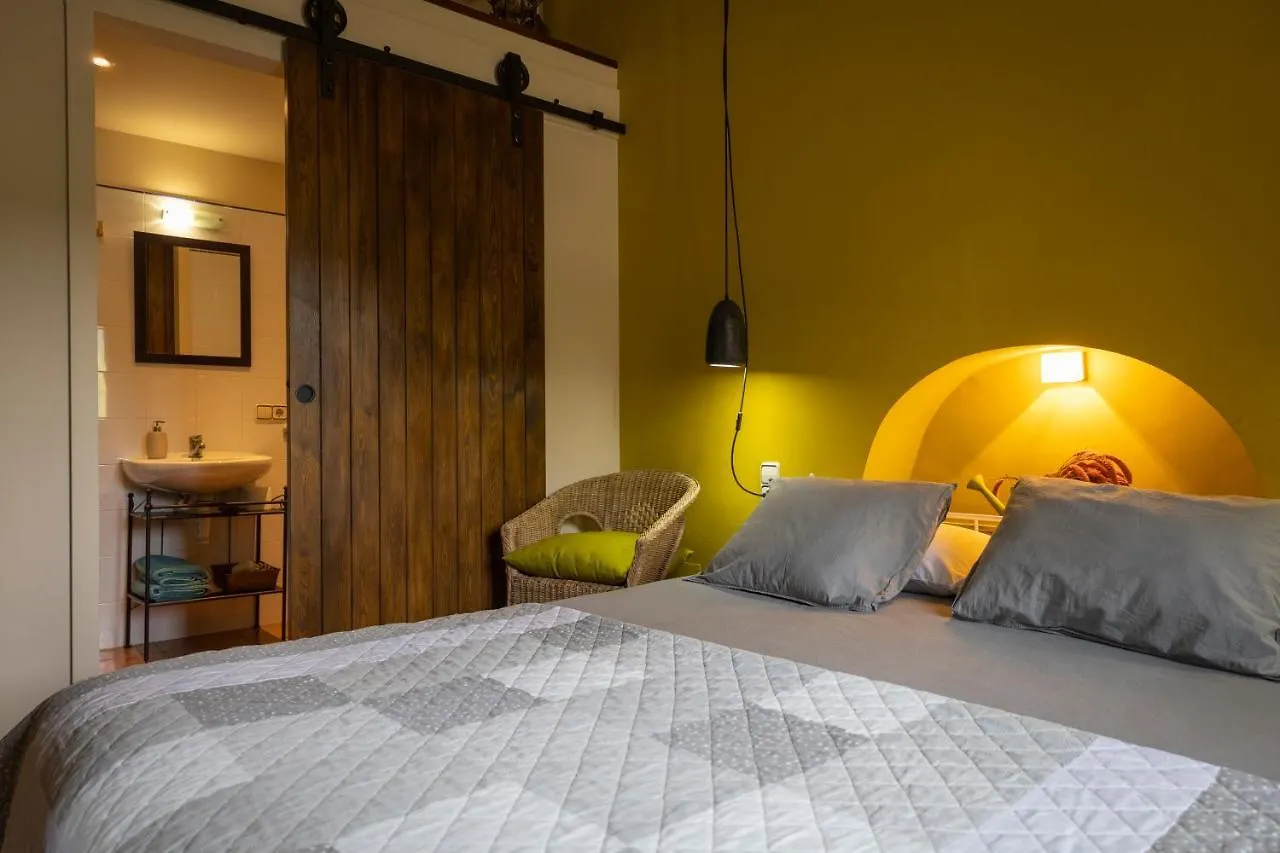 Mas Ombravella Apartman Mieres 0*,  Spanyolország